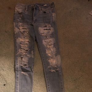 American eagle destroyed skinny jeans
